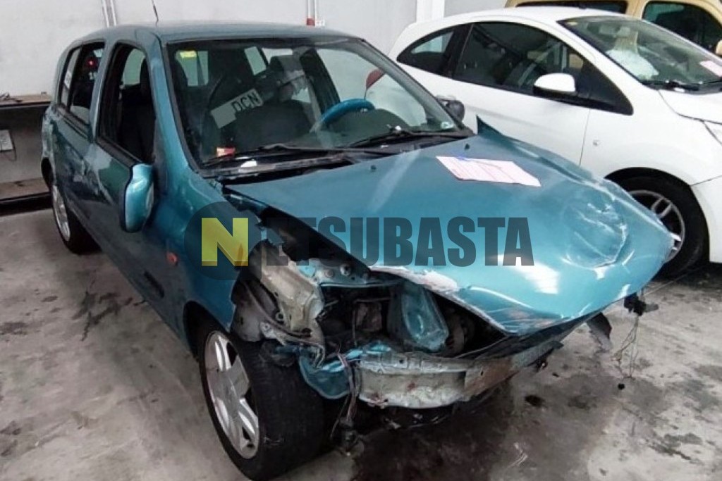 Renault Clio 1.4 16v 2004