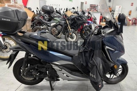 Yamaha YP Majesty 400 2005