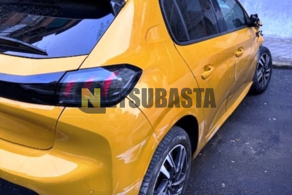 Peugeot 208 1.2 PureTech 2021