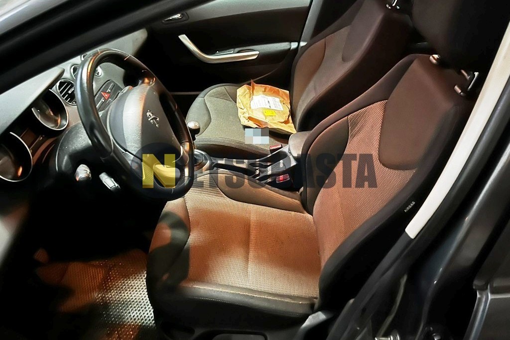 Peugeot 308 SW 1.6 e-HDi 2013