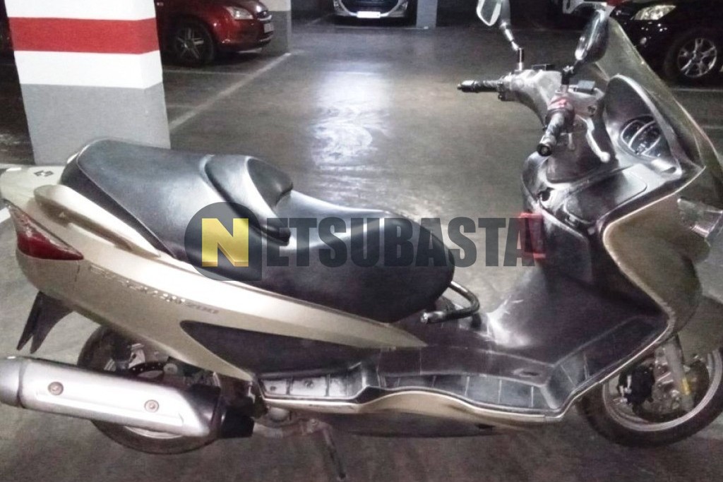 Suzuki BURGMAN 200 2007