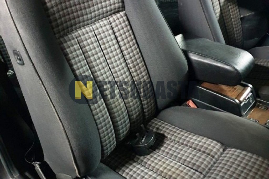 Mercedes-Benz 300 CE 24 1991