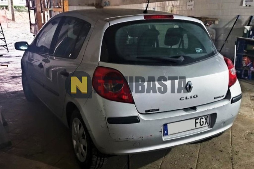 Renault Clio 1.4 16v 2006