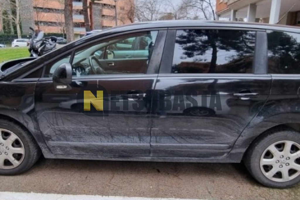 Peugeot 5008 1.6 HDi 7 plazas 2012