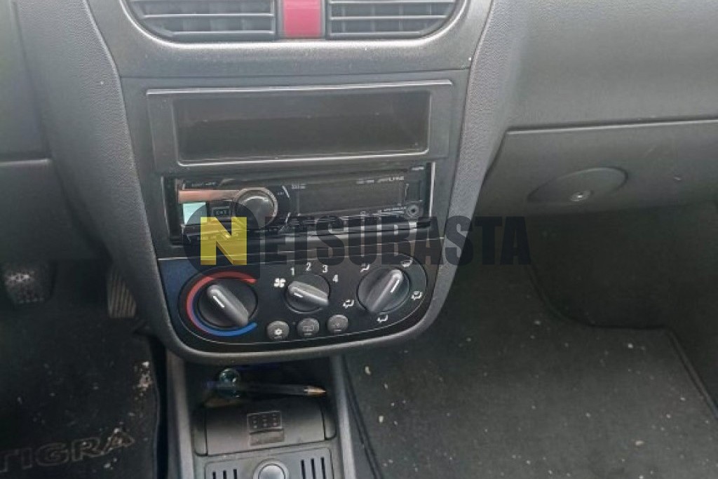 Opel Tigra TwinTop 1.3 CDTi 2005