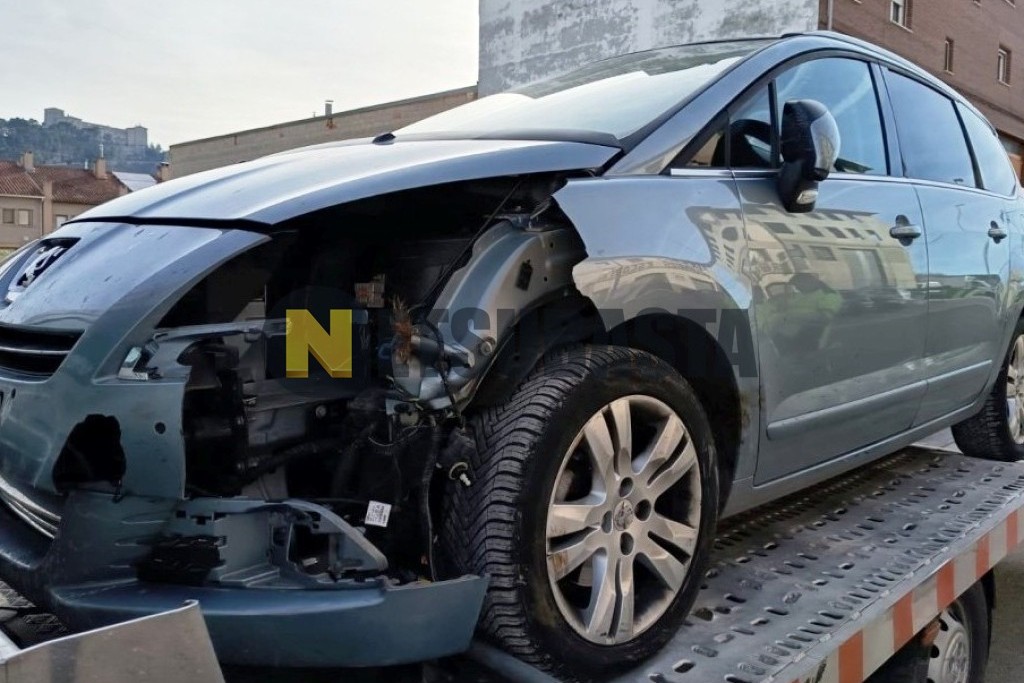 Peugeot 5008 2.0 HDI 2011