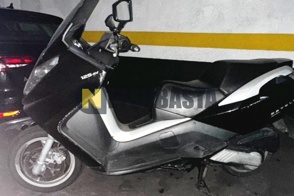 Peugeot Satelis 125 2010