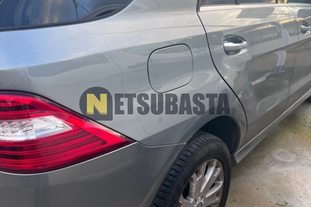 Mercedes-Benz ML 350 BlueTEC 4MATIC 2012