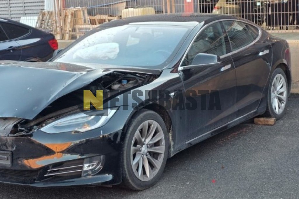 Tesla Model S 75D 2018