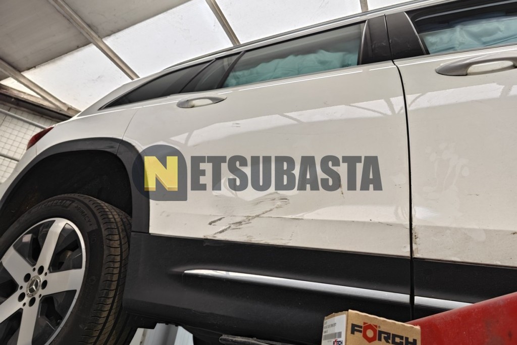 Mercedes-Benz GLB 200 d 2023