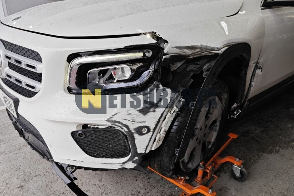 Mercedes-Benz GLB 200 d 2023