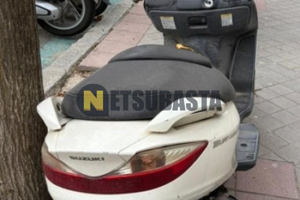 Suzuki BURGMAN 125 2009