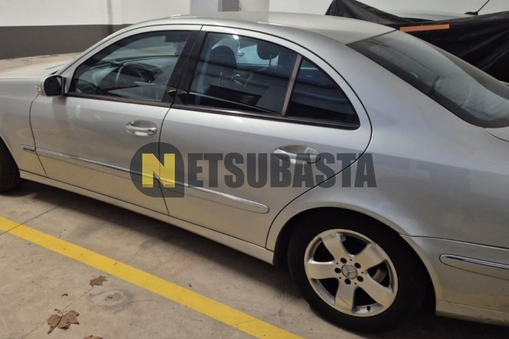 Mercedes-Benz E 220 CDI Aut. 2002
