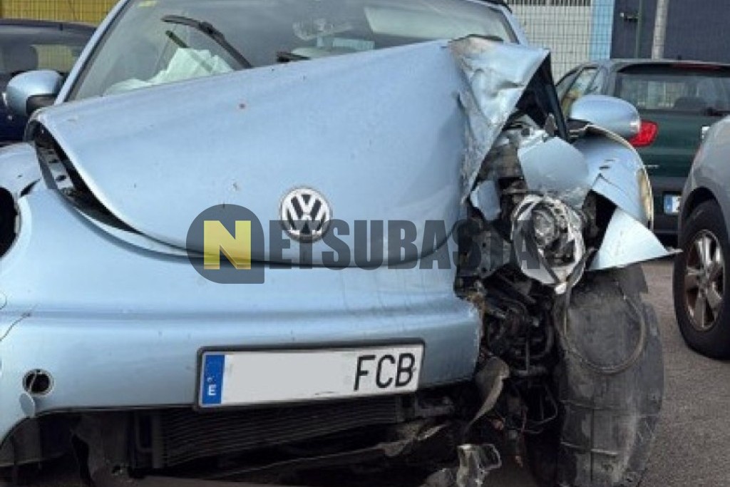 Volkswagen New Beetle 2.0 Cabriolet 2003