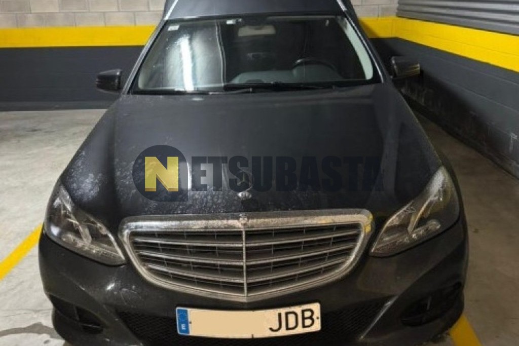 Mercedes-Benz E 250 BlueTEC Aut. Fúnebre 2015