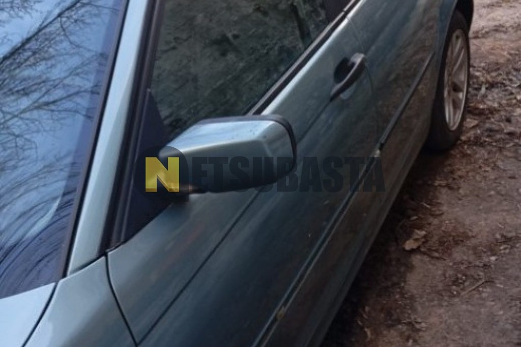 Bmw 320dA Berlina 2002