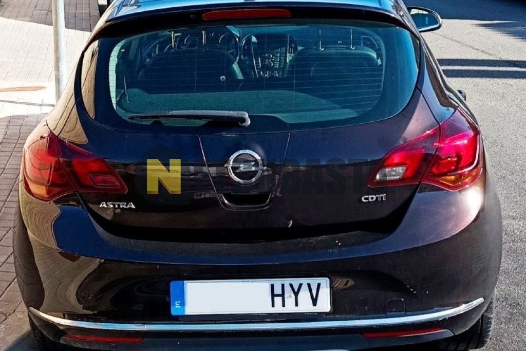 Opel Astra 1.6 CDTi 2014