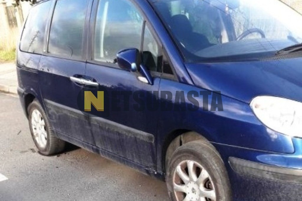 Peugeot 807 2.2 HDi 2004