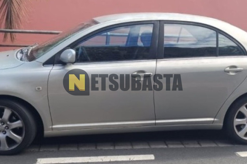 Toyota Avensis 2.0 2.0 VVT-i 2003