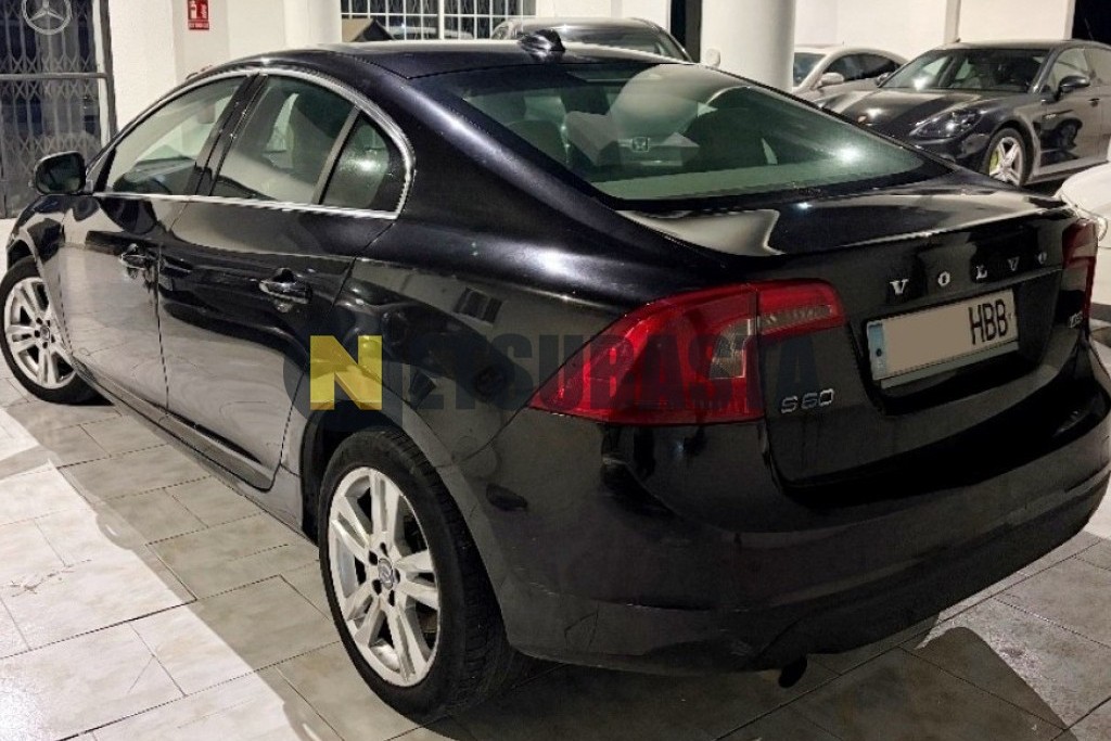Volvo S60 D3 2010