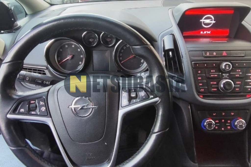 Opel Zafira Tourer 1.6 CDTI 7 plazas 2015