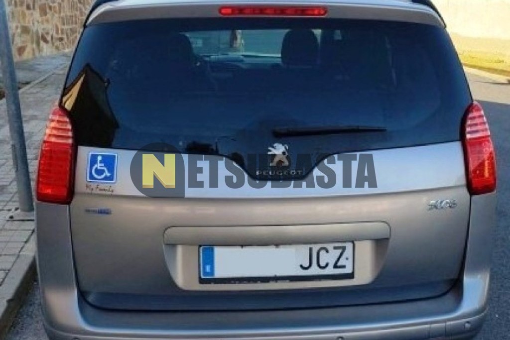 Peugeot 5008 2.0 BlueHDi 7 plazas 2015