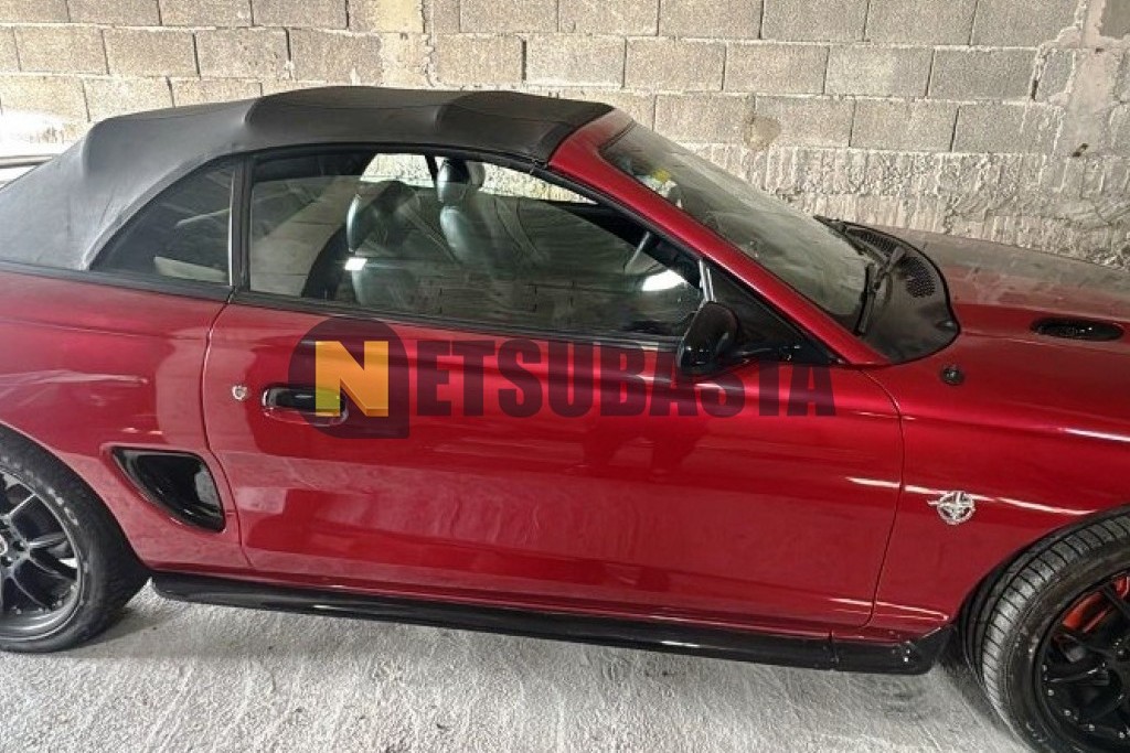 Ford Mustang GT V8 5.0 Convertible 1995