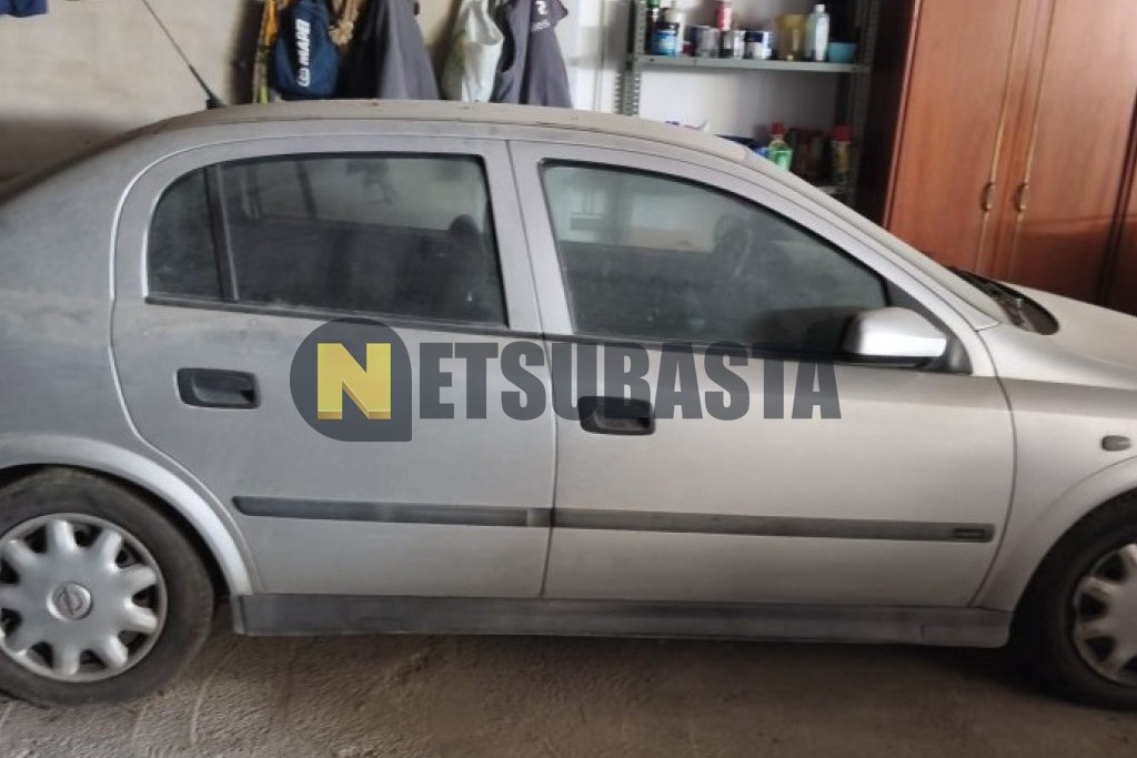 Opel Astra 2.0 DTI 2000