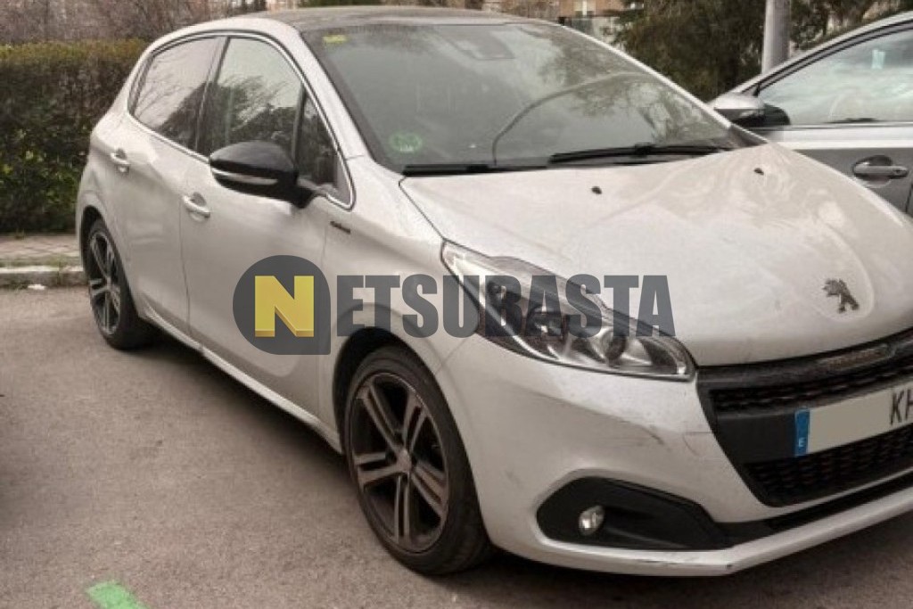 Peugeot 208 1.2 PureTech EAT6 2018