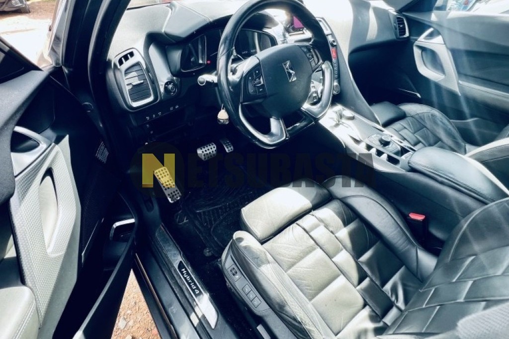 Citroën DS5 Hybrid4 2012