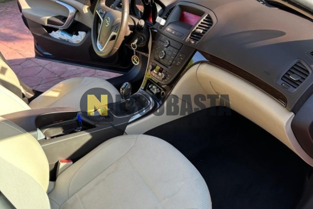Opel Insignia Sports Tourer 2.0 CDTI ecoFLEX 2010