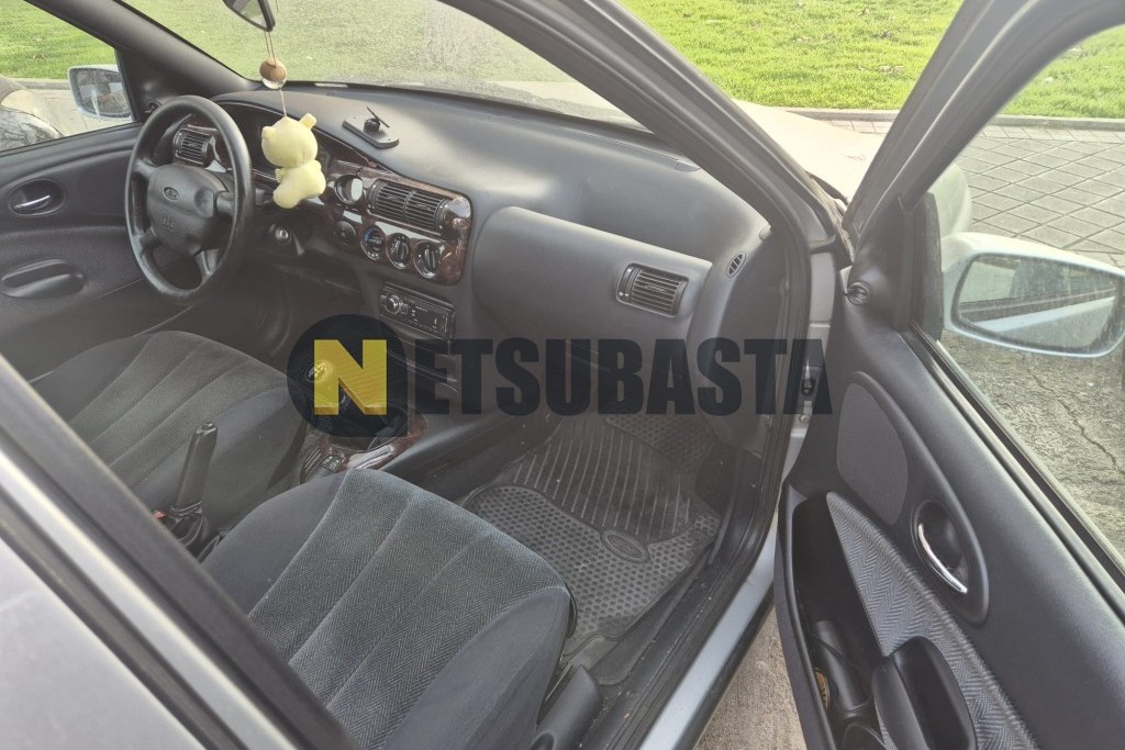 Ford Escort 1.8 16v 1996