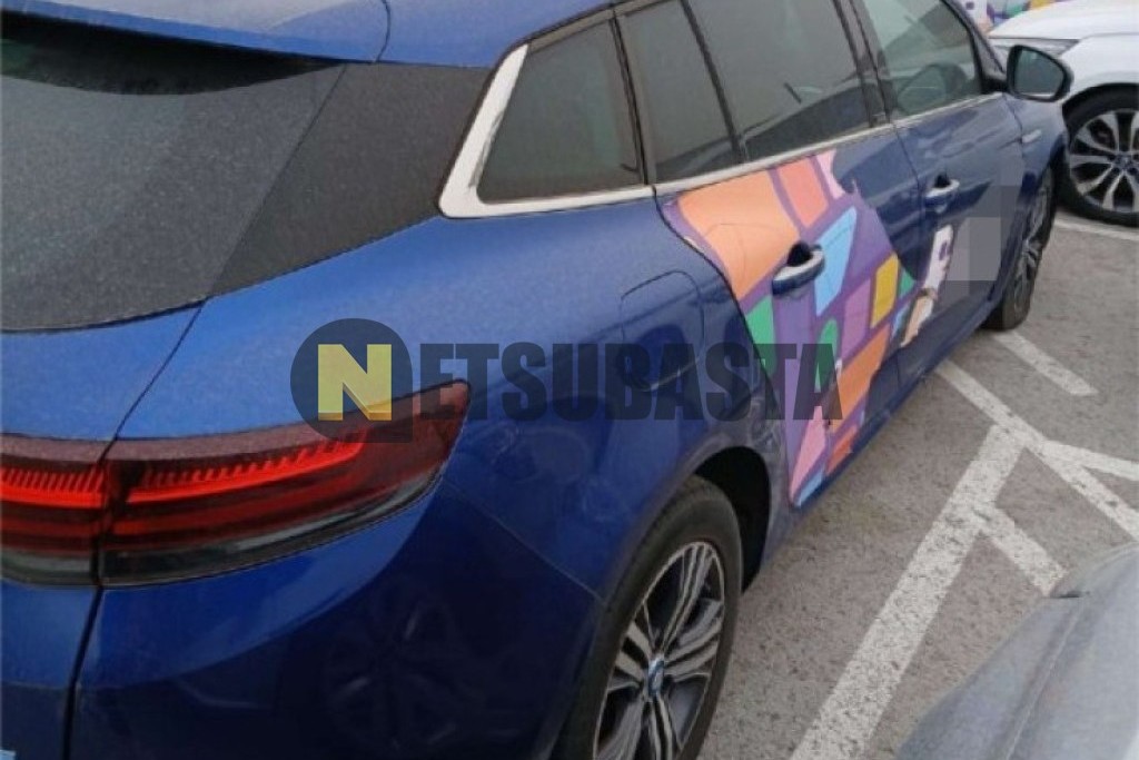 Renault Megane Sport Tourer E-TECH Híbrido enchufable 2021