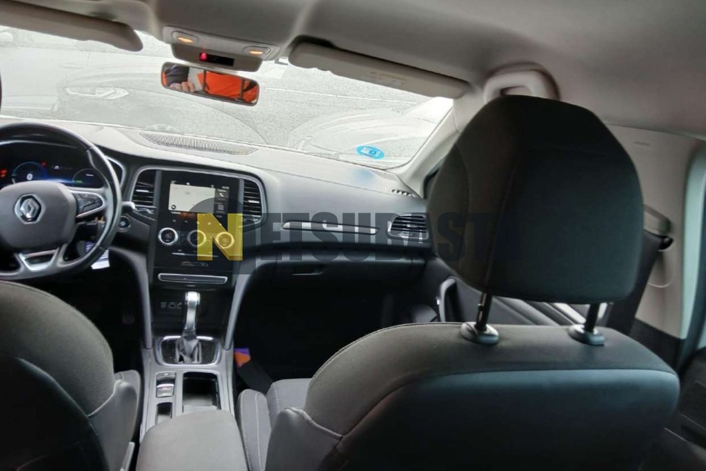 Renault Megane Sport Tourer E-TECH Híbrido enchufable 2021