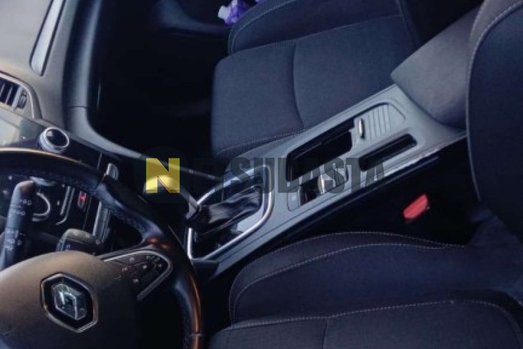 Renault Megane Sport Tourer E-TECH Híbrido enchufable 2021