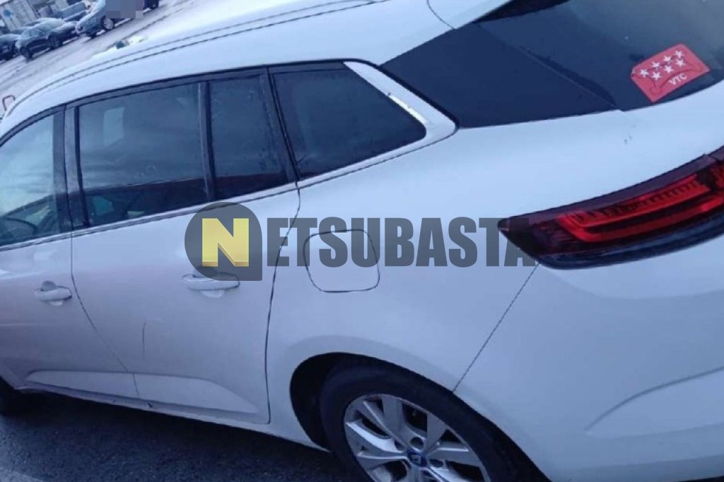 Renault Megane Sport Tourer E-TECH Híbrido enchufable 2021