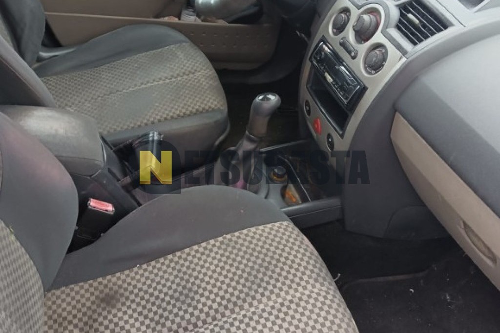 Renault Megane 1.4 16v 2005