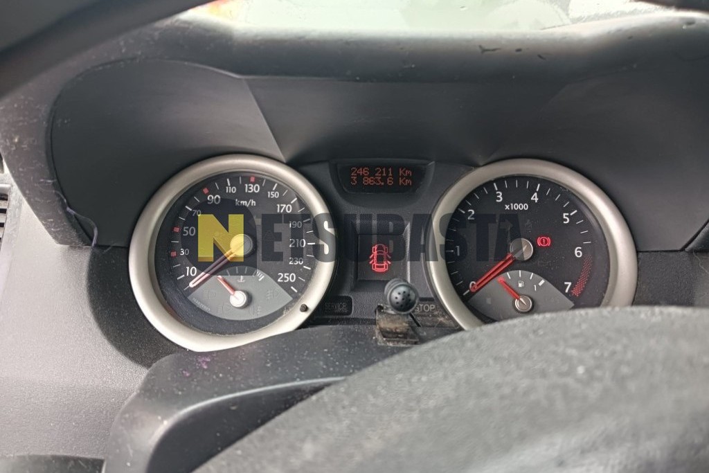 Renault Megane 1.4 16v 2005