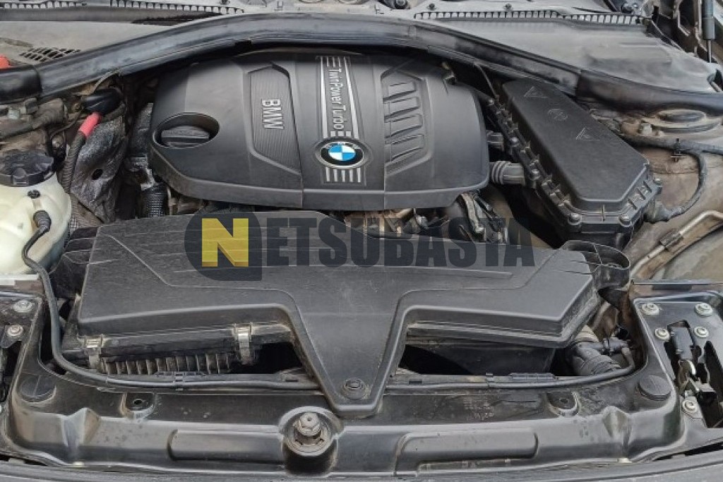 Bmw 318d Touring 2013