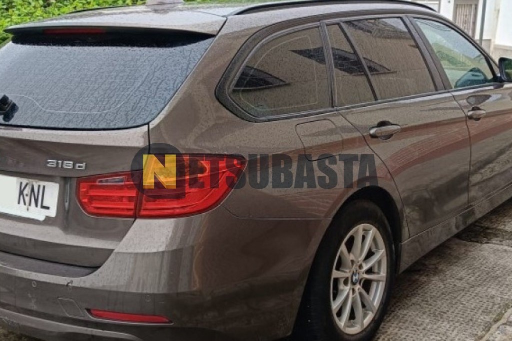 Bmw 318d Touring 2013