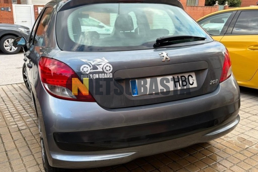 Peugeot 207 1.4i 2010