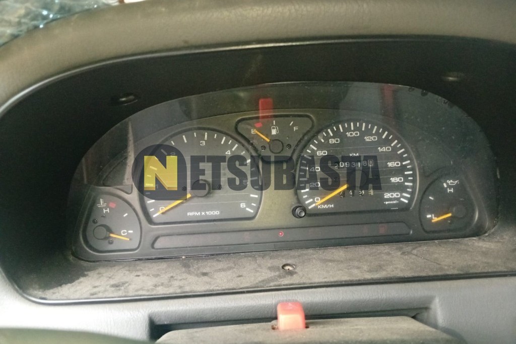 Tata Safari EX 2.0 4x2 2002