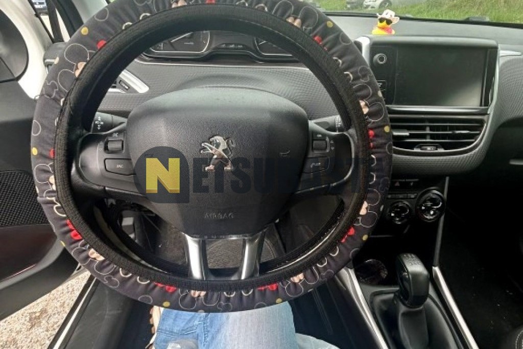 Peugeot 2008 1.2 VTi 2014