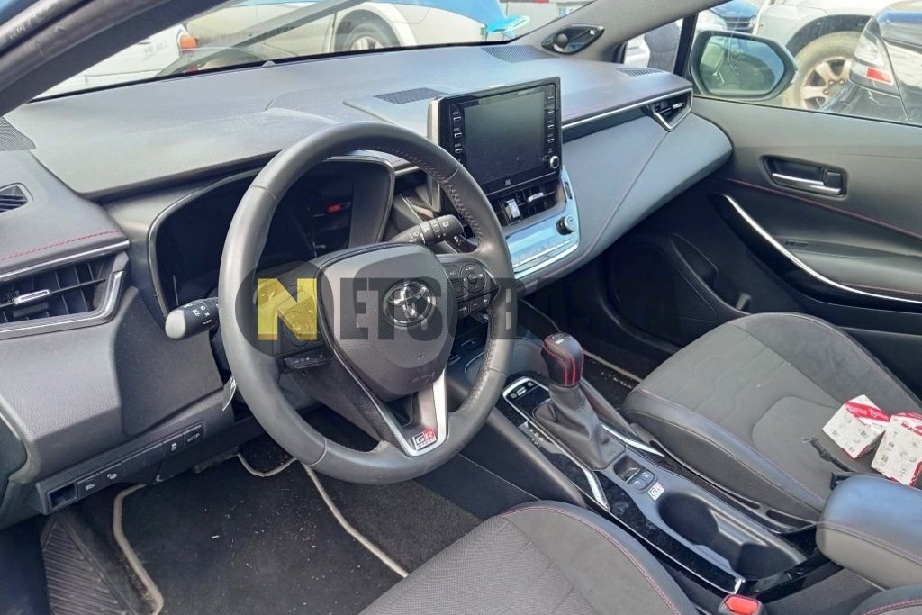 Toyota Corolla hybrid Touring Sports 180H 2019