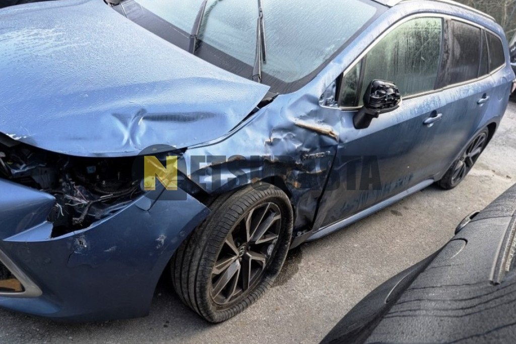 Toyota Corolla hybrid Touring Sports 180H 2019