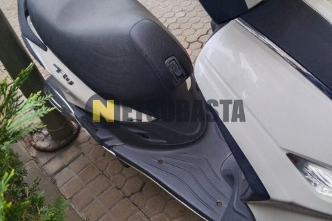 Suzuki Burgman 125 2010