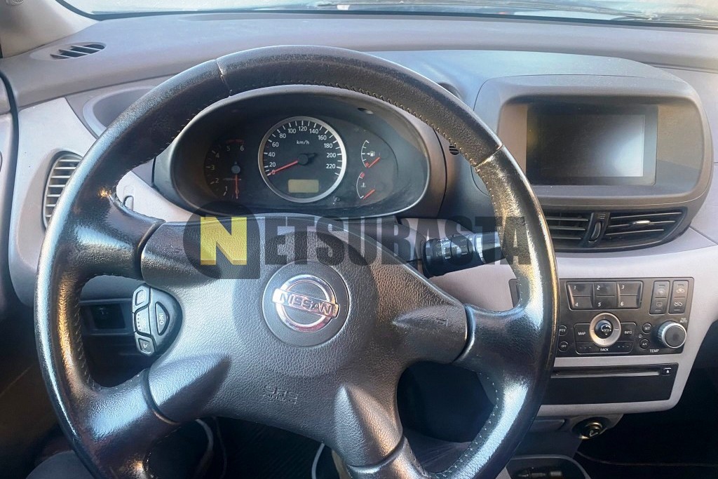 Nissan Almera Tino 2.2 dCi 2004
