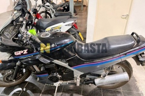Benelli Leoncino 250 2020