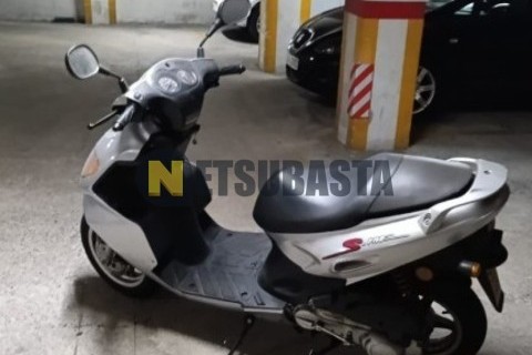 Suzuki Intruder 250 2004