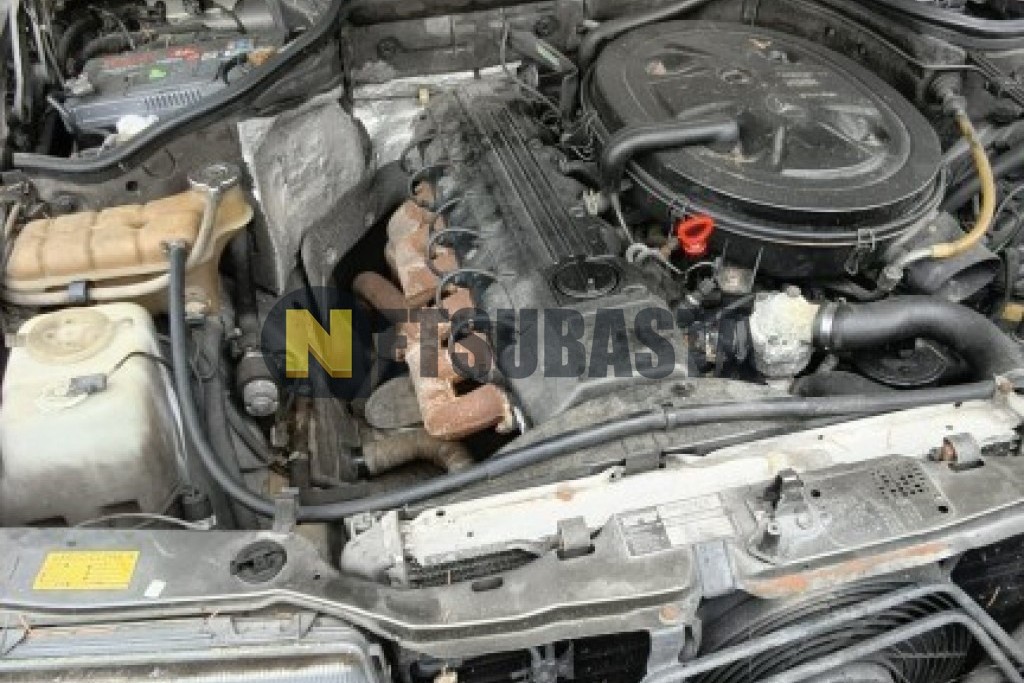 Mercedes-Benz 300 E 1986